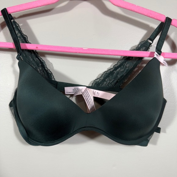NEW! Victoria's Secret Wireless Push Up Bra 36B Green Lace Racerback - Picture 1 of 4